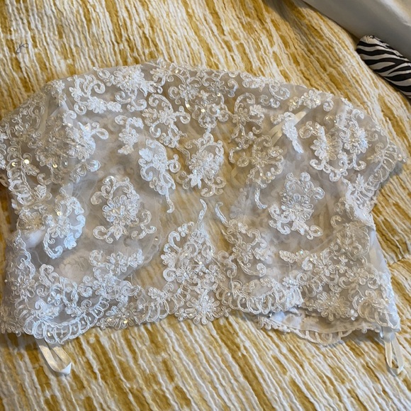 Beaded bridal jacket - Picture 5 of 6